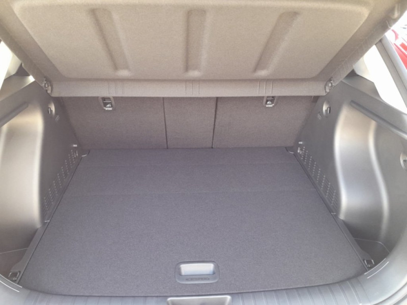 Kona HEV (SX2) GO Plus 1.6 GDI 2WD HEV k6hu1-OP6 - 15