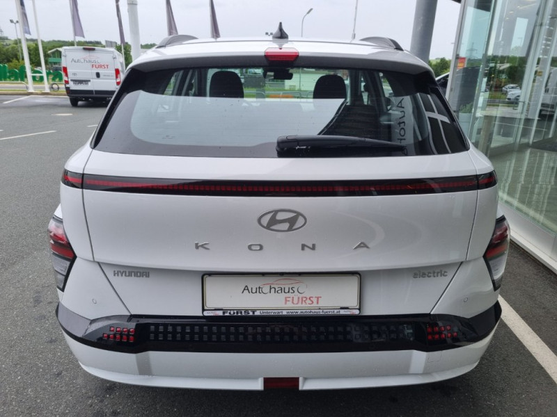 KONA EV (SX2) Smart Line 64,8 kWh k7es2-P20/21-O20 - 3