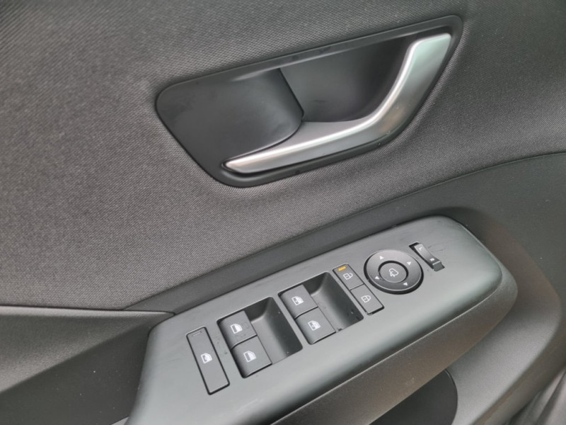 KONA EV (SX2) Smart Line 64,8 kWh k7es2-P20/21-O20 - 7